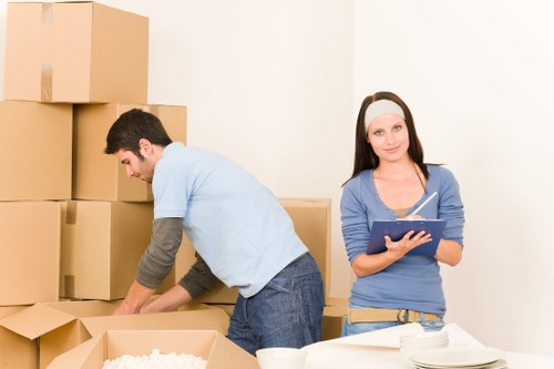 Local removals service planning access for a flat move in Elephant and Castle